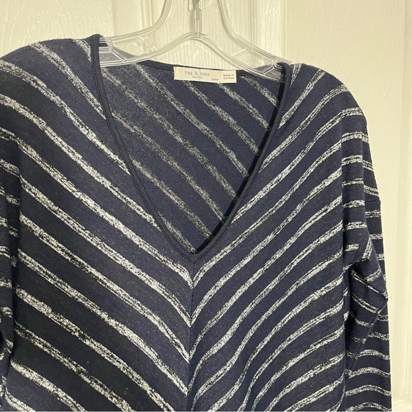 Rag & Bone Navy and Gray Striped Hudson Vee V-Neck Long Sleeve Blouse | size XS - Picture 7 of 9